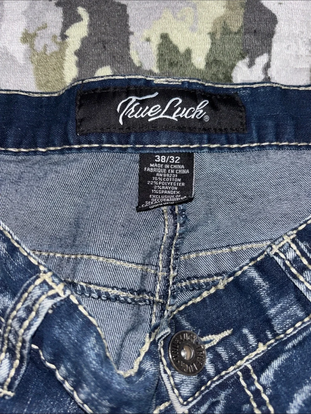 True Luck Men's Straight Jeans in Light Blue Washed Denim